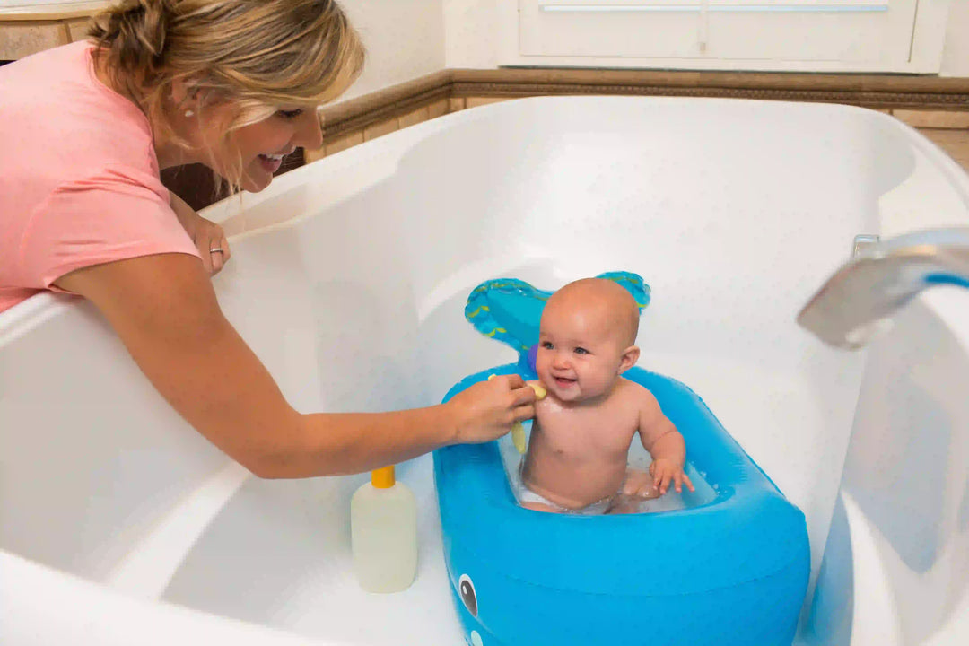 Infantino - Whale Bubble Ball Inflatable Bath Tub